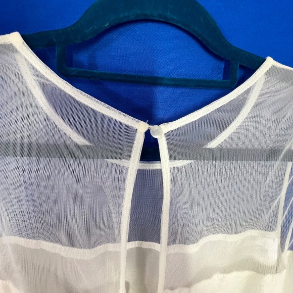 NWT |•J. TAYLOR•| Special Occasion Ivory w/ Metallic Navy Embroider Floral Dress - Picture 5 of 10